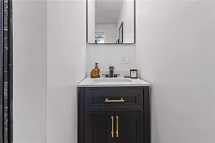 71 Garfield St, North Providence, RI 02904 - Photo 22