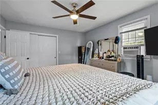 71 Garfield St, North Providence, RI 02904 - Photo 16