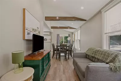 129 Connection Street, Newport, RI 02840 - Photo 20