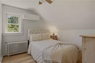 129 Connection St, Newport, RI 02840 - Photo 36