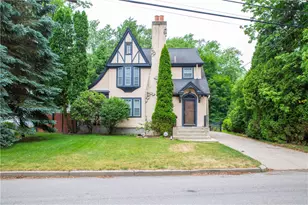 4 Grandview Ave, Lincoln, RI 02865 - Photo 2