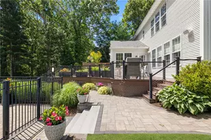 64 Fieldstone Ln, North Kingstown, RI 02874 - Photo 18