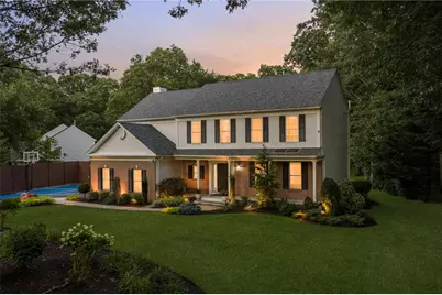64 Fieldstone Lane, North Kingstown, RI 02874 - Photo 2