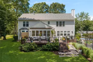 64 Fieldstone Ln, North Kingstown, RI 02874 - Photo 8