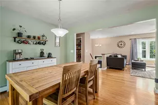 22 Kinnicutt Ave, Warren, RI 02885 - Photo 6