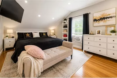 35 Sisson Street, Providence, RI 02909 - Photo 8