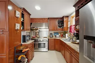 69 Trask St, Providence, RI 02905 - Photo 6