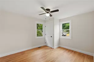 76 Beverly Rd, East Providence, RI 02915 - Photo 12
