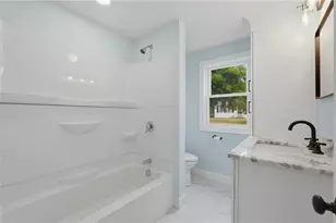 76 Beverly Rd, East Providence, RI 02915 - Photo 16