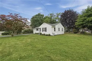 76 Beverly Rd, East Providence, RI 02915 - Photo 44