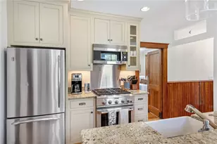 8 Bush St, Newport, RI 02840 - Photo 18