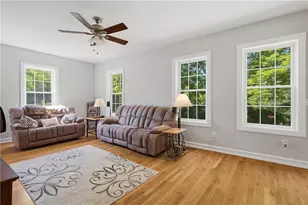 2020 Bronco Hwy, Burrillville, RI 02826 - Photo 20