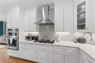 685 Curtis Corner Rd, South Kingstown, RI 02879 - Photo 8
