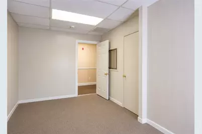 1845 Smith Street #4, North Providence, RI 02911 - Photo 8