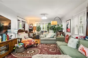 29 Burt St, Warwick, RI 02886 - Photo 16