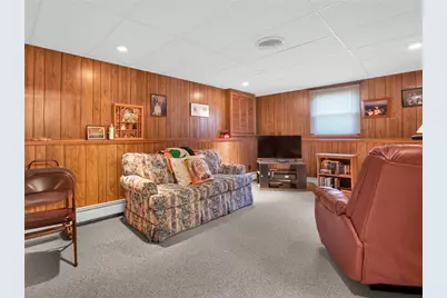 35 Sycamore Drive, Cranston, RI 02921 - Photo 18