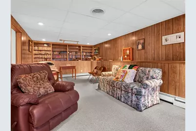35 Sycamore Drive, Cranston, RI 02921 - Photo 18