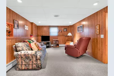 35 Sycamore Drive, Cranston, RI 02921 - Photo 16