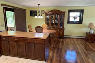 35 Sycamore Dr, Cranston, RI 02921 - Photo 4
