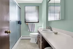 35 Sycamore Dr, Cranston, RI 02921 - Photo 14
