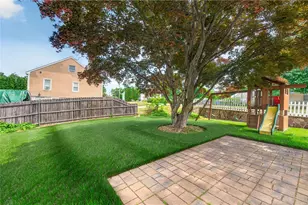 40 Cleveland St, West Warwick, RI 02893 - Photo 30