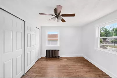40 Cleveland Street, West Warwick, RI 02893 - Photo 14