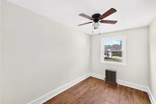 40 Cleveland St, West Warwick, RI 02893 - Photo 16