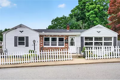 40 Cleveland Street, West Warwick, RI 02893 - Photo 34