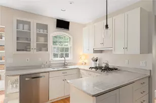 160 Taber Ave, Providence, RI 02906 - Photo 24