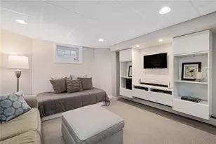 160 Taber Ave, Providence, RI 02906 - Photo 30