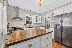 15 Modena Ave, Providence, RI 02908 - Photo 6