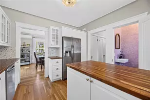 15 Modena Ave, Providence, RI 02908 - Photo 8