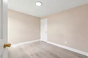 65 New London Ave, Warwick, RI 02886 - Photo 32