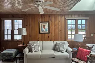 25 Champlin Ave, Narragansett, RI 02879 - Photo 6