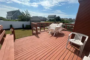25 Champlin Ave, Narragansett, RI 02879 - Photo 14