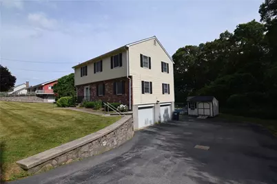 8 Pequot Avenue, Westerly, RI 02891 - Photo 4