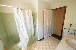 8 Pequot Ave, Westerly, RI 02891 - Photo 20