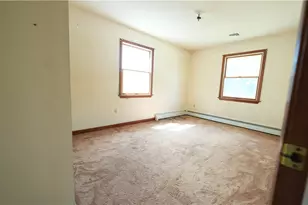 8 Pequot Ave, Westerly, RI 02891 - Photo 32