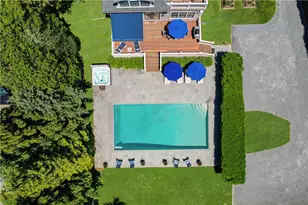 15 Berkeley Ave, Newport, RI 02840 - Photo 2