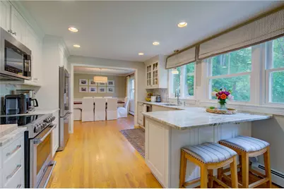 22 Pine Top Road, Barrington, RI 02806 - Photo 12