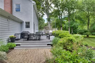 22 Pinetop Rd, Barrington, RI 02806 - Photo 36