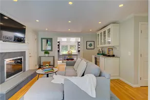 22 Pinetop Rd, Barrington, RI 02806 - Photo 14