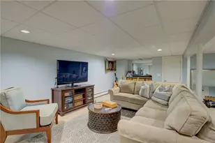 22 Pinetop Rd, Barrington, RI 02806 - Photo 32