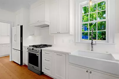 75 Bridge Street, Newport, RI 02840 - Photo 20