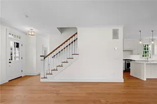 75 Bridge St, Newport, RI 02840 - Photo 10