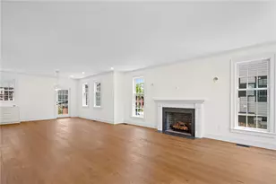 75 Bridge St, Newport, RI 02840 - Photo 6