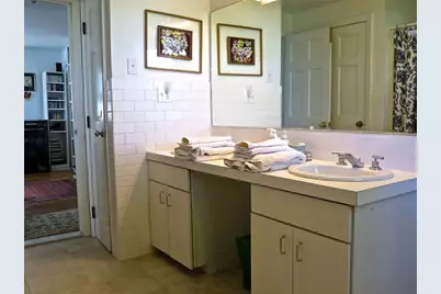 20 Thorpe Avenue, Portsmouth, RI 02871 - Photo 16