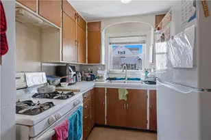 57 Victory St, Cranston, RI 02910 - Photo 2