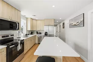 160 Cumberland St, Providence, RI 02908 - Photo 10