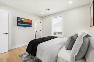 160 Cumberland St, Providence, RI 02908 - Photo 16